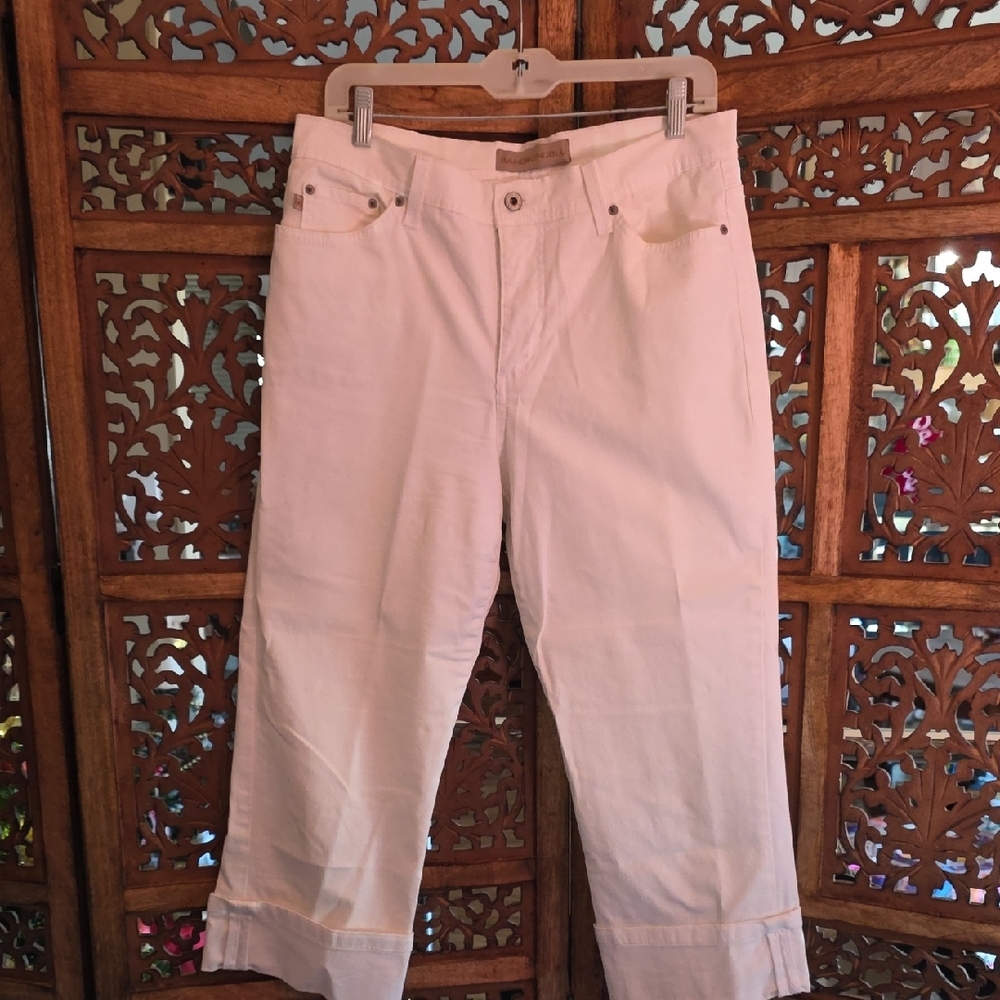 🌟 Bandolino Women's Wide Leg Cream Cuffed Jeans Size 10